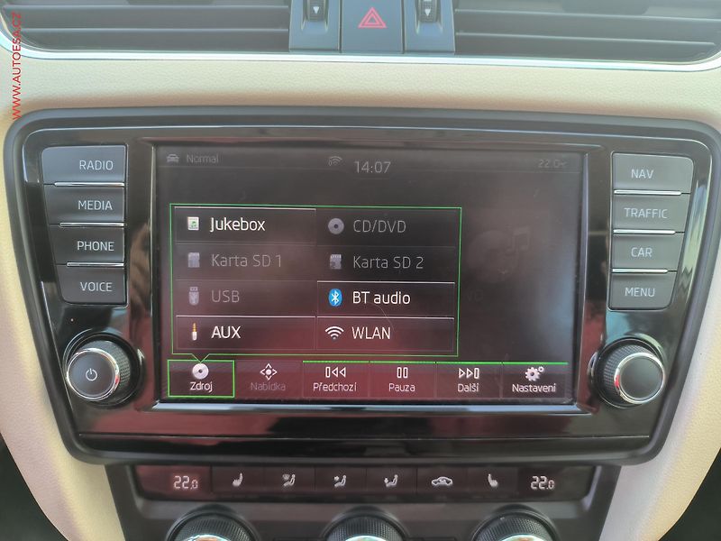 Škoda Octavia (2015) 2.0 TDi 4x4, ČR, Style, DSG - fotka 12 z 23