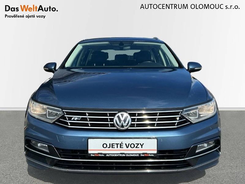 Volkswagen Passat (2017) Variant 2.0 TDI 6DSG - fotka 4 z 29