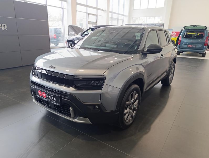 Jeep Avenger (2026) 1,2 Turbo e-Hybrid 110k  Altit - fotka 3 z 15
