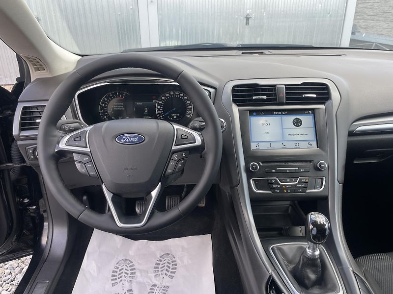 Ford Mondeo 2.0TDCi 150PS MANUAL COMBI STK - fotka 144 z 154