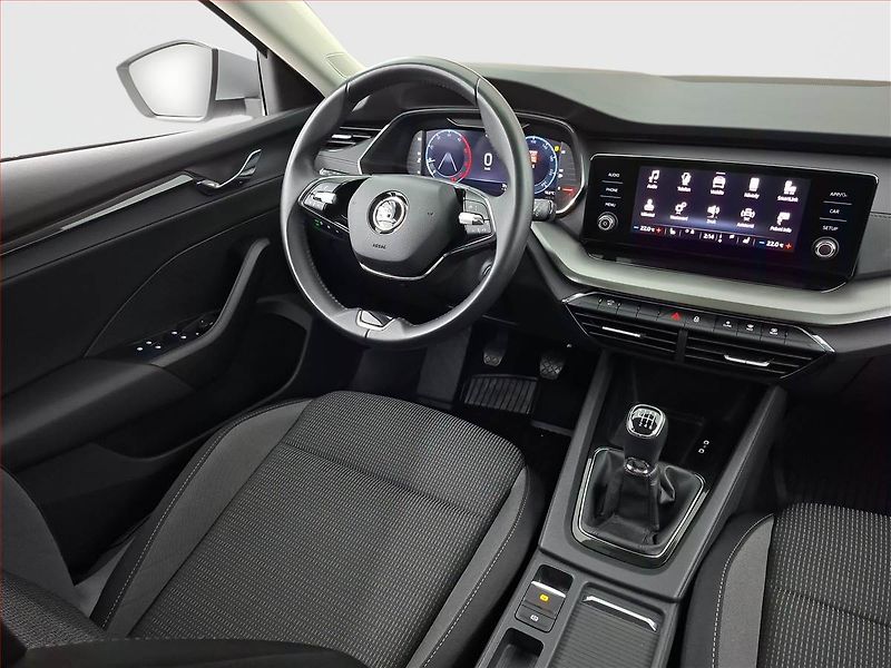 Škoda Octavia (2023) Ambition 2.0 TDI, ČR,1.maj - fotka 7 z 18