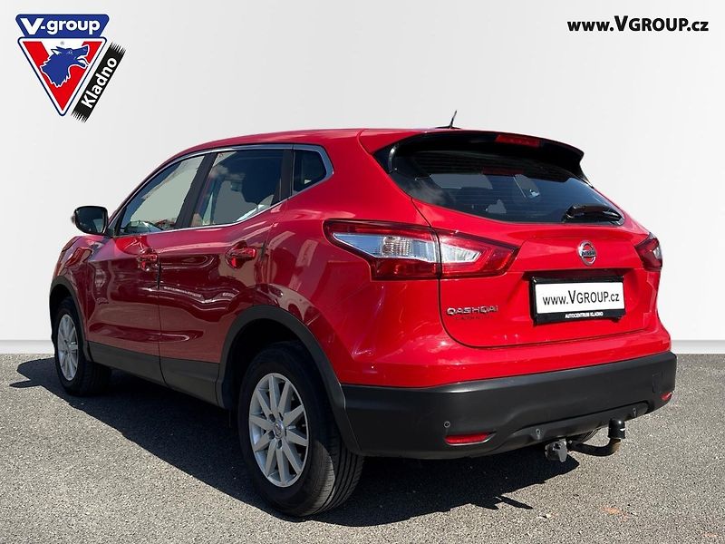 Nissan Qashqai (2015) 1.2 DIG-T 115 Visia - fotka 3 z 21