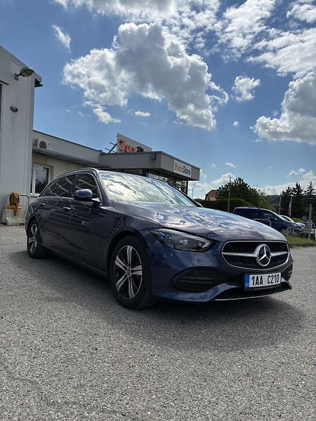 Mercedes-Benz Třídy C (2023) C 220d 4MATIC kombi - fotka 2 z 17