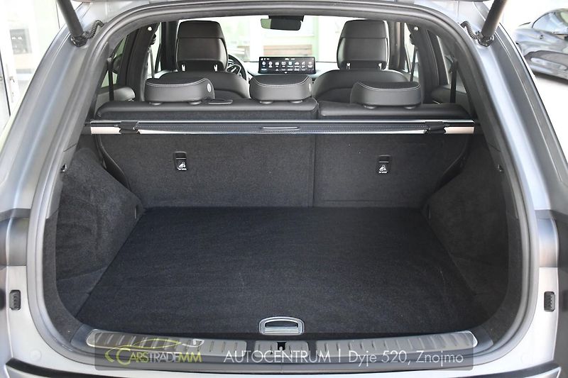 Genesis GV70 2.5T AWD AT8 LUXURY LINE - fotka 49 z 58