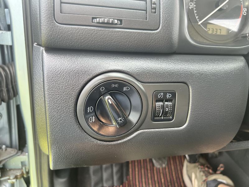 Škoda Octavia 1.9TDI 74KW,4x4,TZ,AMBIENTE - fotka 33 z 39