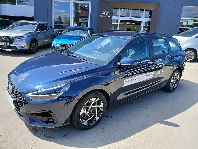 Hyundai i30 1,0 T-GDI DCT - fotka 3 z 18