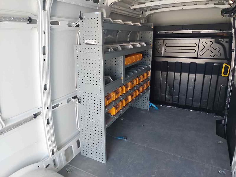 Iveco Ostatní 35S18 L4H2 Pojízdná dílna - fotka 10 z 42