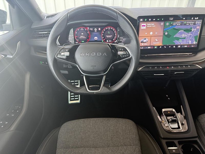 Škoda Octavia DSG 1,5TSi 110kW SportLine - fotka 7 z 25