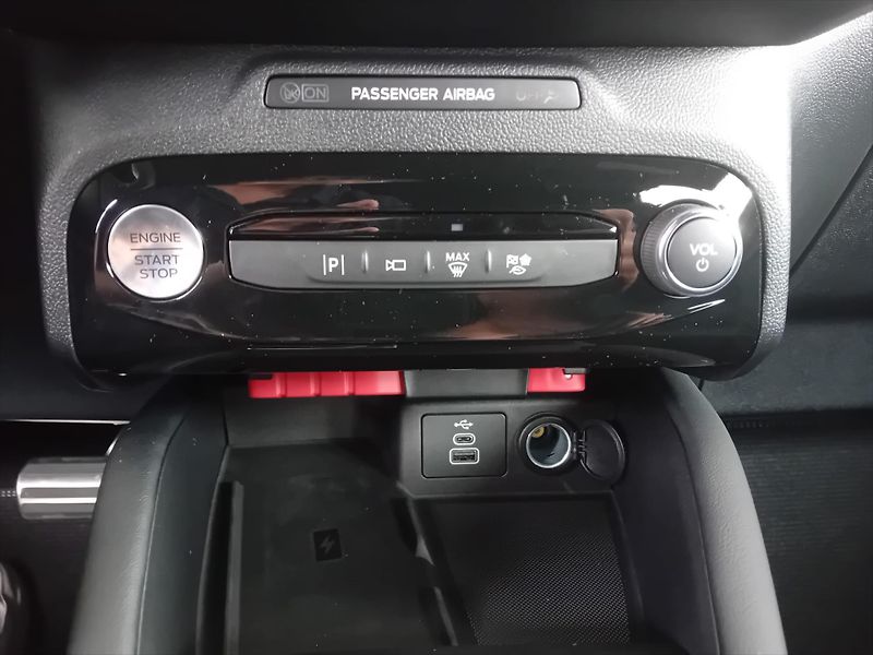 Ford Kuga (2026) 2,5 Duratec Hybrid HEV 134kW/1 - fotka 15 z 15