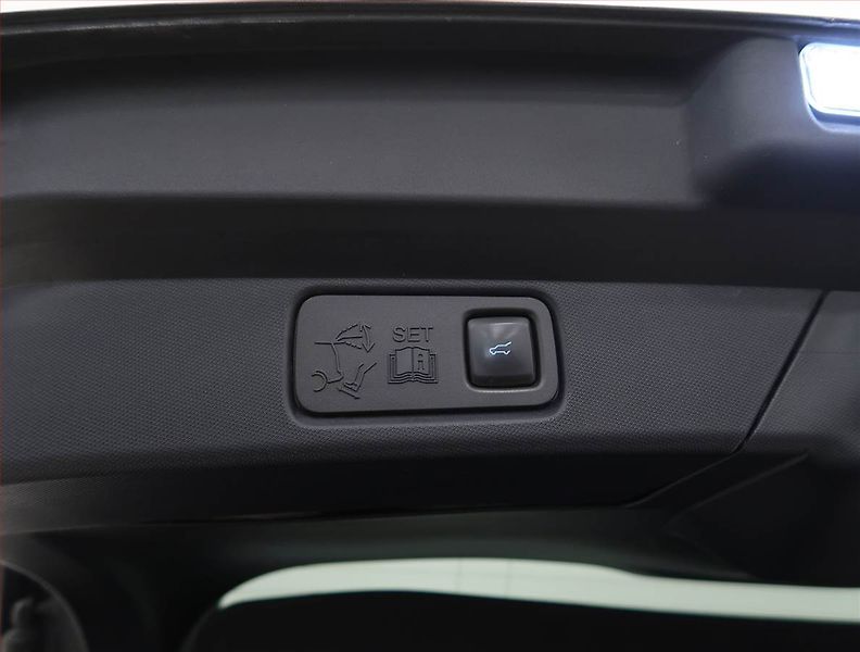 Ford Mustang Mach-E (2022) Extended Range RWD, SoH 93% - fotka 27 z 31