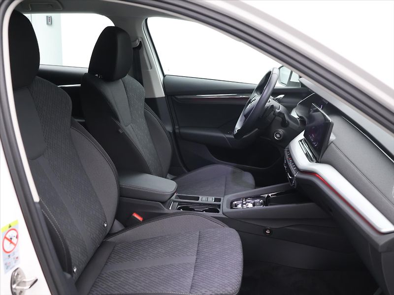 Škoda Octavia 2.0 TDI 85kW DSG Style CZ - fotka 12 z 37