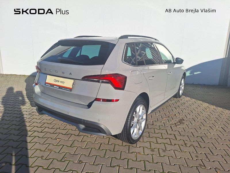 Škoda Kamiq (2021) 1.0 TSI / 81 kW / 7DSG / STYLE - fotka 2 z 35