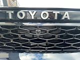 Toyota Hilux 2.8D automat Invincible - náhled 12