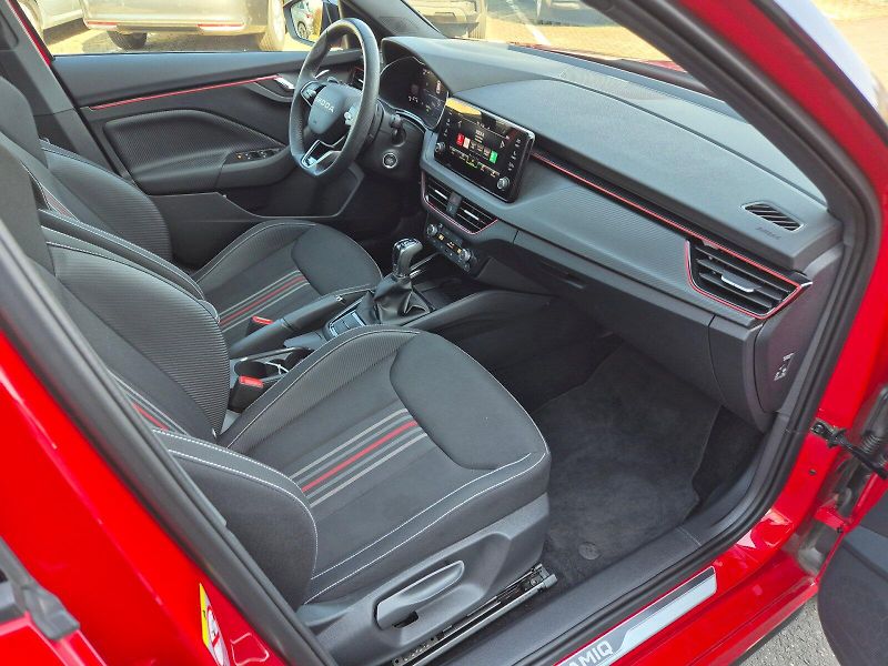 Škoda Kamiq (2025) Monte Carlo 1.0TSi 85kW 7°auto - fotka 21 z 30