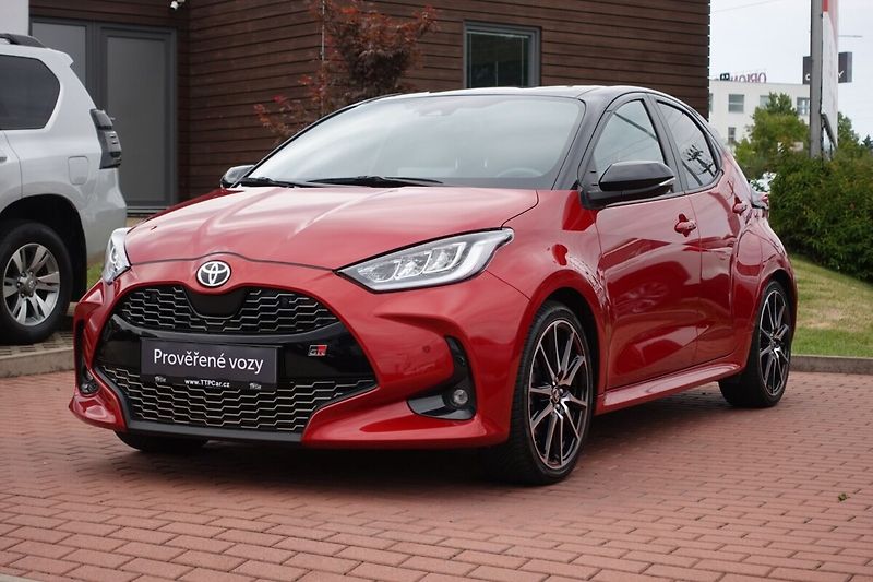 Toyota Yaris 1,5HSD GR-Sport - fotografie inzerátu