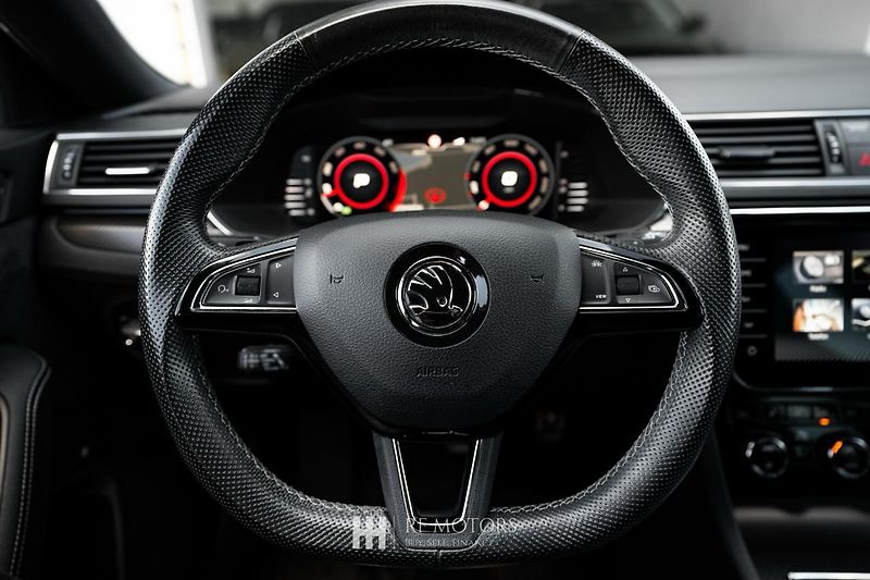 Škoda Superb (2019) Superb SportLine 4x4 200kW - fotka 26 z 45