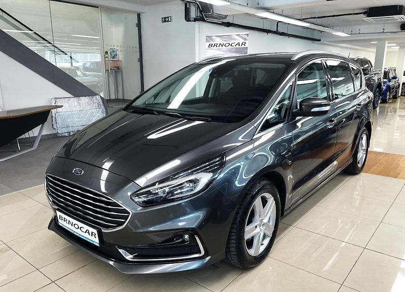 Ford S-MAX Titanium 2,0Ecoblue 110kW - fotka 3 z 30