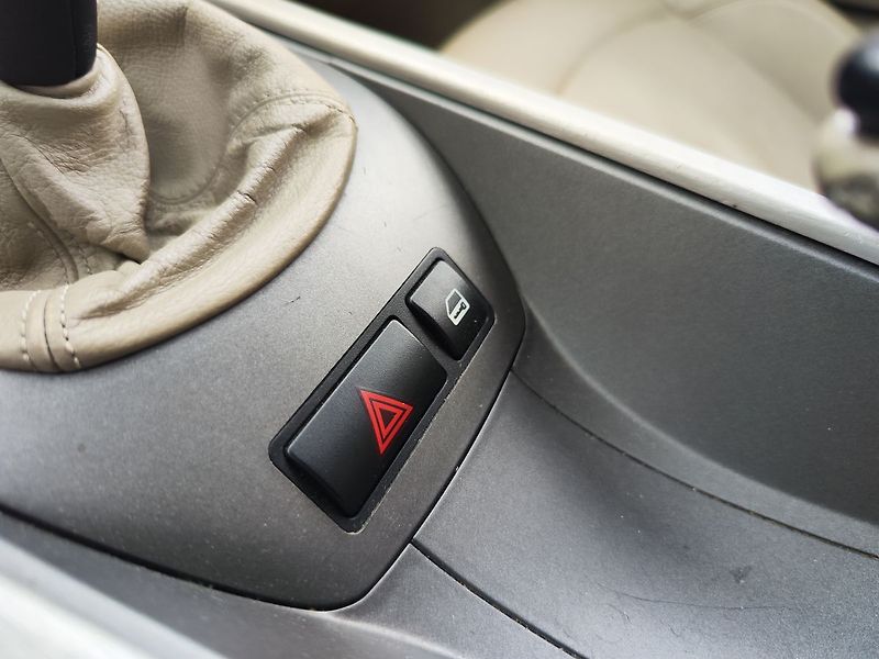 BMW Z4 2.2i/125kW Cabrio - fotka 23 z 32
