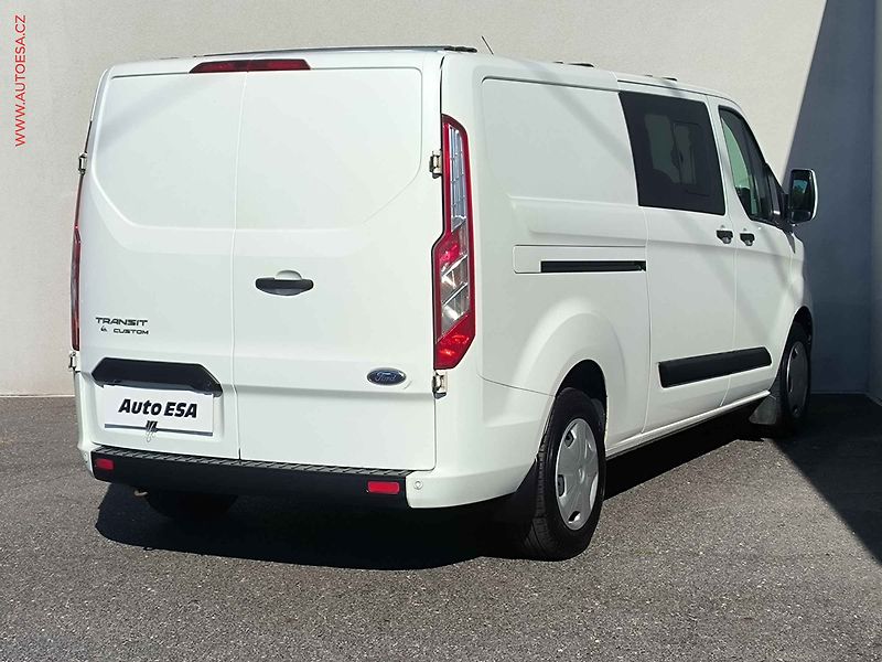 Ford Transit Custom (2020) 2.0TDCi L2H1 5míst, Trend - fotka 4 z 24
