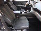 Peugeot 3008 (2019) 1.5 BlueHDi, Automat - náhled 9