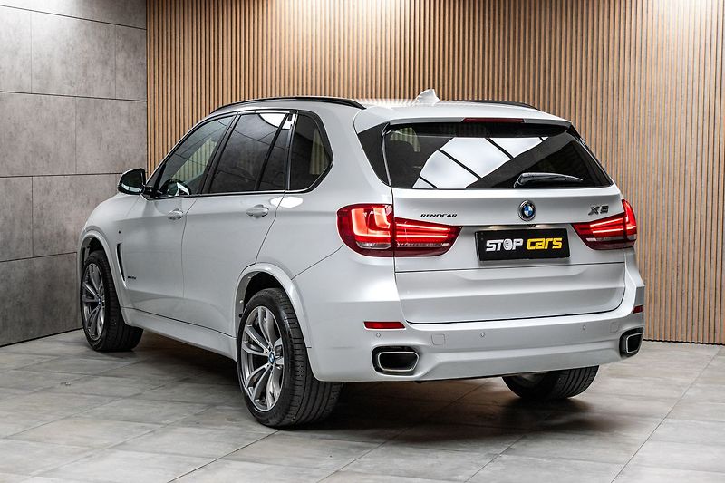 BMW X5 xDrive30d ///MSPORT*ČR*KAMERY - fotka 4 z 42