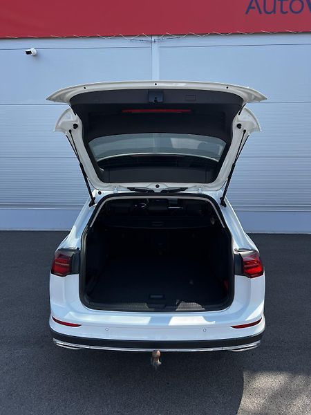 Volkswagen Golf Alltrack 2.0TDI 147KW DPH TZ - fotka 24 z 24