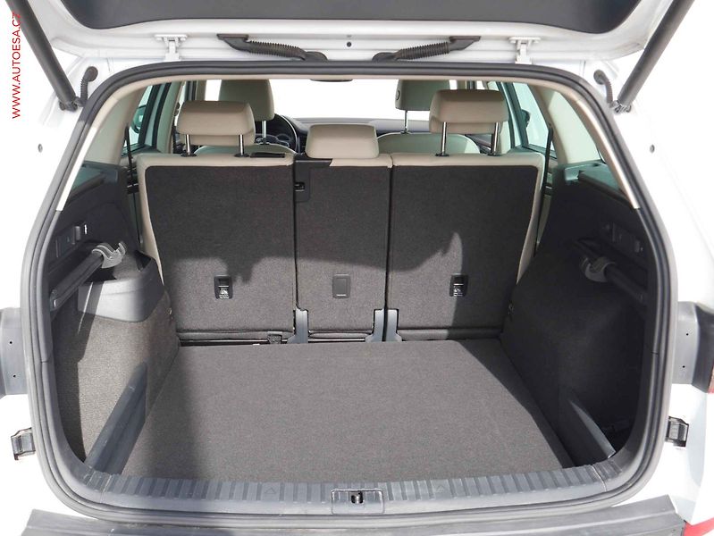 Škoda Kodiaq (2016) 2.0 TDi, 2.maj,ČR, Style, TZ - fotka 7 z 19