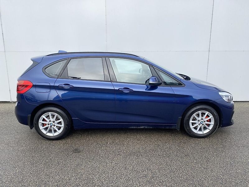 BMW Řada 2 216i 80 kW Active tourer - fotka 3 z 28