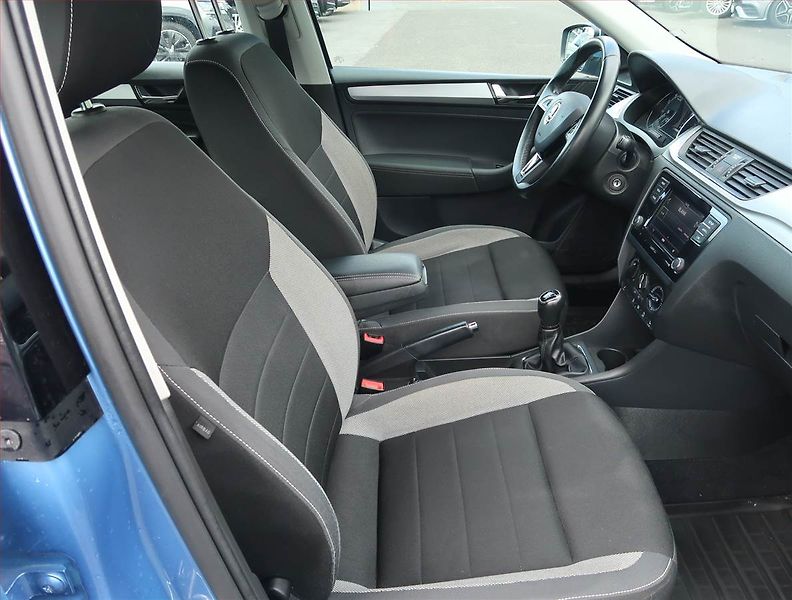 Škoda Rapid (2017) Spaceback 1.0 TSI - fotka 9 z 15