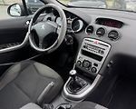 Peugeot 308 (2013) - náhled 9