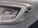 Škoda Fabia (2011) 1.6 TDi, ČR, Ambiente, AC - náhled 13