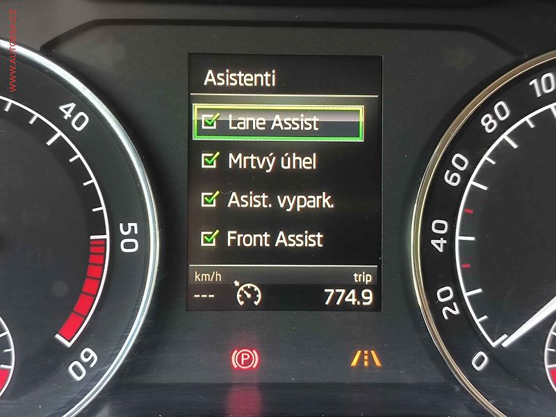 Škoda Superb (2017) 2.0TDi, ČR, DSG, bixen - fotka 21 z 30