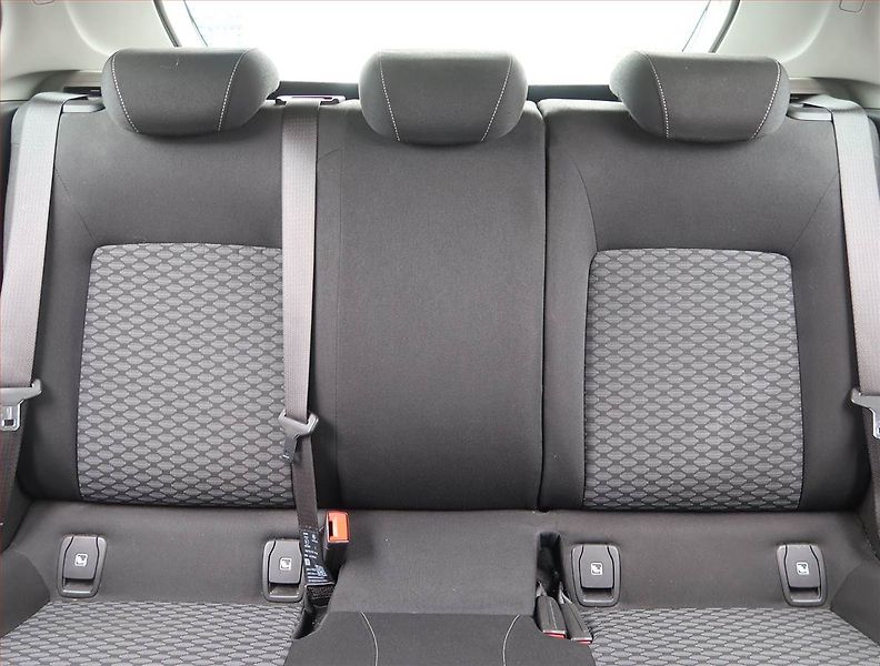 Opel Astra (2016) Selection 1.4 16V, Serv.kniha - fotka 10 z 16