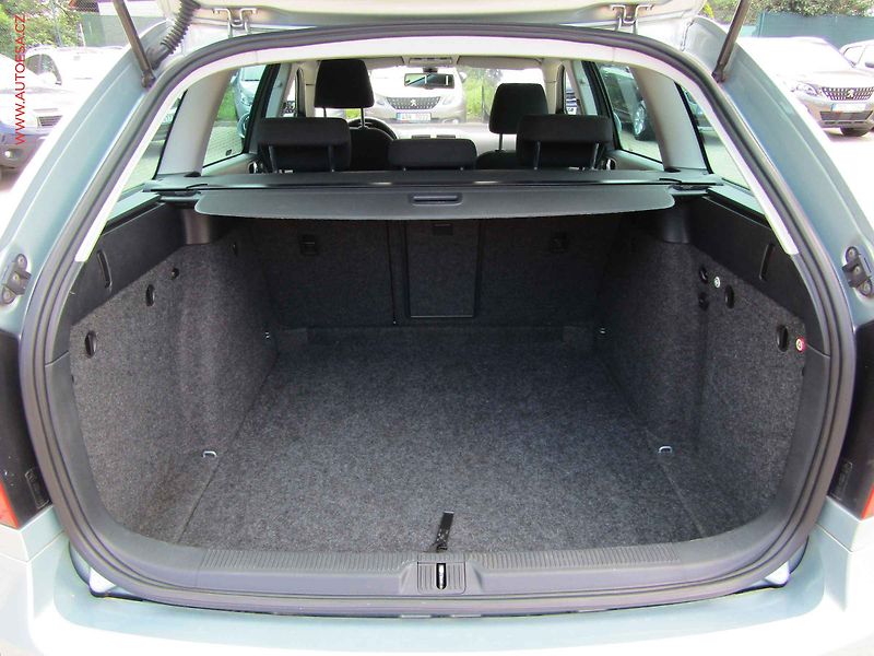Škoda Octavia (2012) 1.4 TSi, ČR, AC, temp - fotka 7 z 16