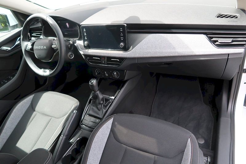 Škoda Kamiq (2025) Selection 1.0 TSI 85 kW - fotka 19 z 29