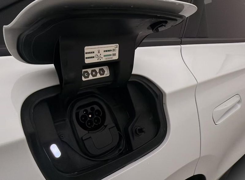 Volkswagen ID.7 Pro 360k Masáž Matrix HuD Pano - fotka 31 z 36