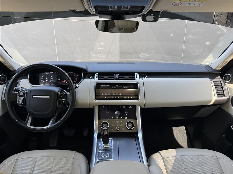 Land Rover Range Rover Sport 3,0 SDV6 HSE Dynamic AT 4x4 ČR - fotka 15 z 34