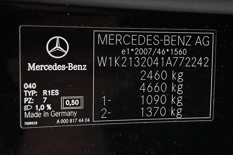 Mercedes-Benz Třídy E 2,0 220d 143 kW Business 9G-Tr - fotka 12 z 31