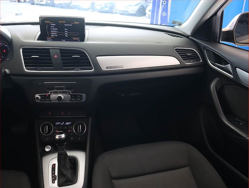 Audi Q3 (2016) 2.0 TDI, Automat, Serv.kniha - fotka 8 z 21