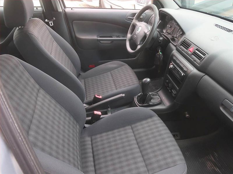 Škoda Octavia (2008) 1.9 TDI , po STK, Tažné - fotka 9 z 13