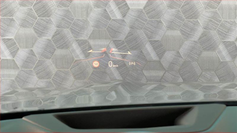 BMW X7 (2023) xDrive40i - fotka 16 z 24