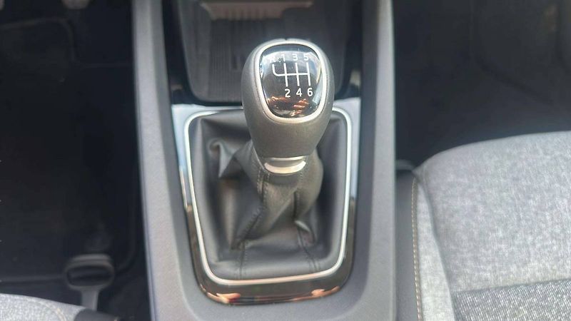 Škoda Octavia Combi Top Selection 1,5TSI 110 - fotka 18 z 30