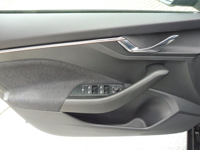 Škoda Scala (2025) Top Selection 1,0 TSI 85kW DSG - fotka 20 z 29