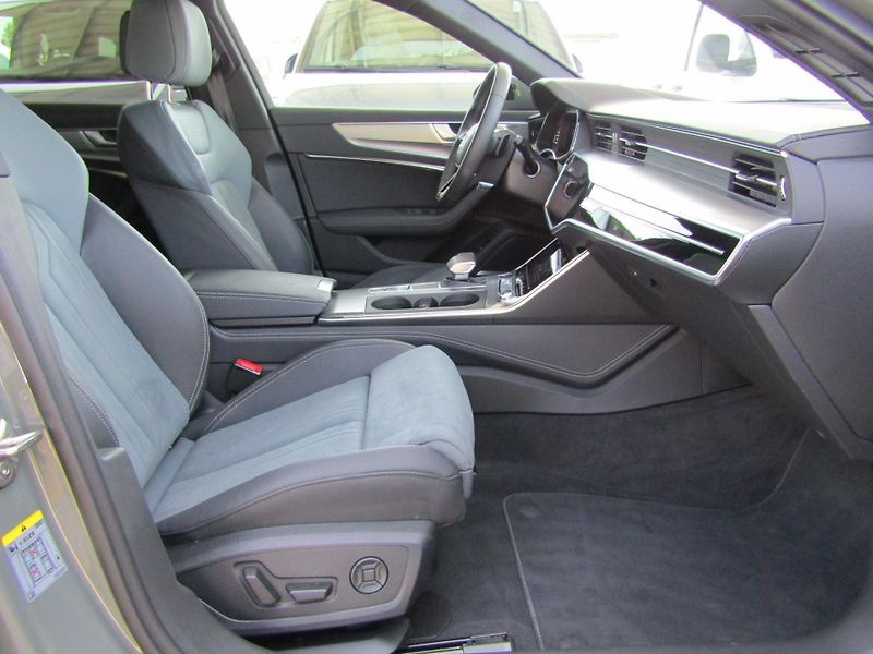 Audi A6 Allroad (2024) 50 TDI quattro - fotka 21 z 30