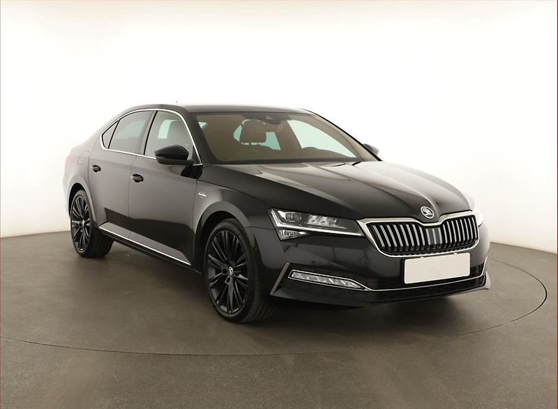 Škoda Superb (2023) Laurin&Klement 2.0 TDI - fotografie inzerátu