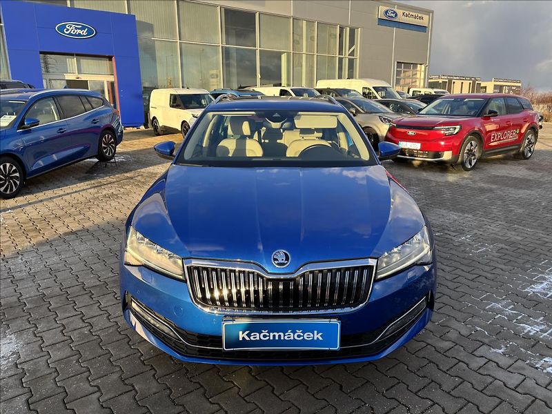 Škoda Superb 2,0 TDI 110kW Style AUT - fotka 8 z 40