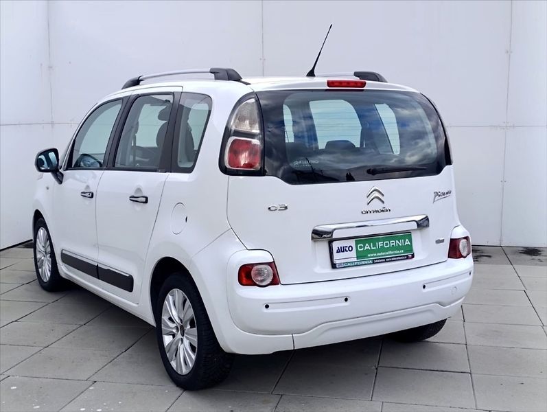 Citroën C3 Picasso 1,6 HDi REZERVOVANO Automat .A - fotka 9 z 33