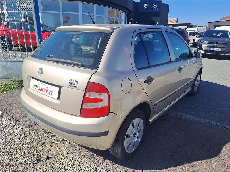 Škoda Fabia 1,2 i BEZ DOKLADŮ - fotka 3 z 10