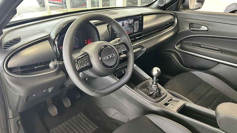 Fiat 600 1.2T Sport 6MT - fotka 9 z 12