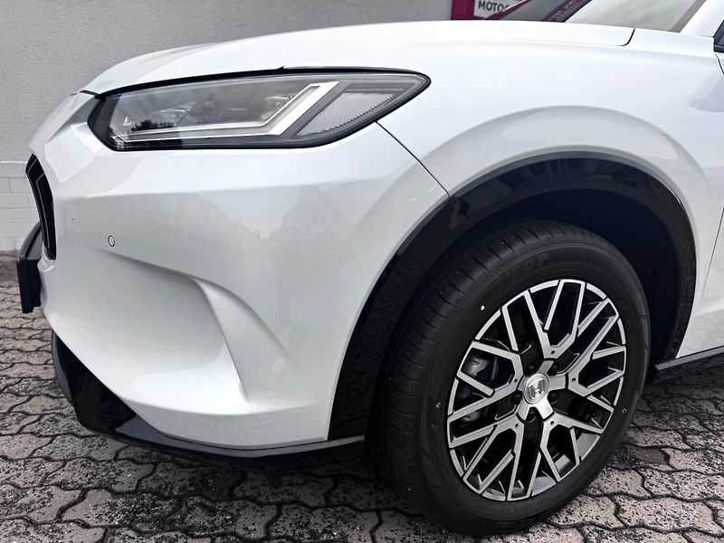 Honda ZR-V (2026) 2.0e:HEV 135kW ADVANCE TOP - fotka 10 z 39